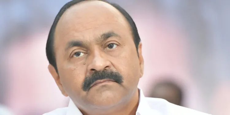 വി-ഡി-സതീശന്-മത,-സമുദായ-സംഘടനകളില്-നിന്ന്-ഒറ്റപ്പെടുന്നു.-മാരാമണ്-കണ്വെന്ഷനില്-നിന്നും-ഒഴിവാക്കി