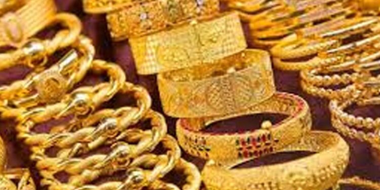 സ്വര്‍ണത്തിന്റെയും-വിലയേറിയ-രത്‌നങ്ങളുടെയും-ചരക്ക്-നീക്കത്തിന്-ഇവേ-ബില്‍-ബാധകമാക്കി