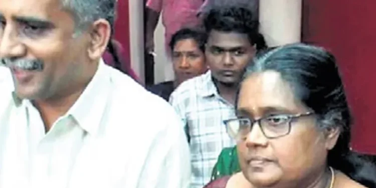 കത്തി-കാട്ടി-ഭീഷണിപ്പെടുത്തി-വീഡിയോ-ചിത്രീകരിച്ചു,-അറസ്റ്റ്-ചെയ്തത്-യഥാര്ത്ഥ-പ്രതികളെയല്ല-കലാ-രാജു