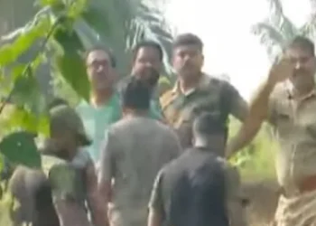 മസ്തകത്തില്‍-മുറിവേറ്റ-കാട്ടാനയെ-മയക്കുവെക്കാനുള്ള-ദൗത്യം-വ്യാഴാഴ്ചത്തേക്ക്-മാറ്റി