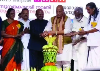 വികസനം-ഭൂമിയുടെ-നിലനിൽപ്പിനെ-ബാധിക്കരുത്;-സുഗതകുമാരി-പ്രകൃതിയെ-സ്വന്തം-അമ്മയെപ്പോലെ-സ്‌നേഹിച്ചു:-രാജ്‌നാഥ്-സിംഗ്