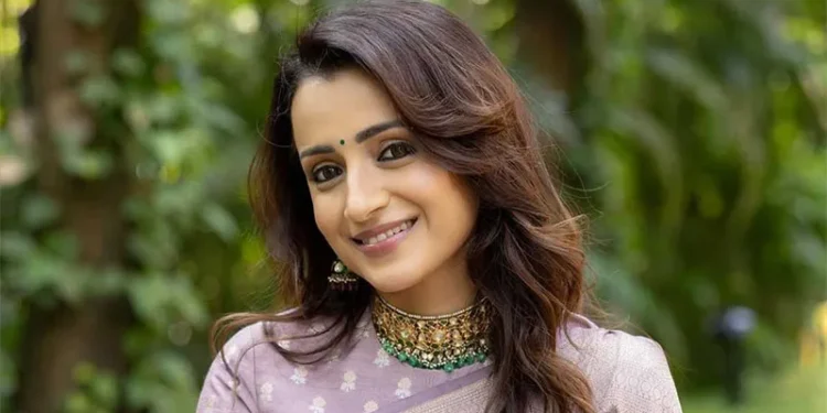 തൃഷ-സിനിമ-മതിയാക്കുന്നു-?;-രാഷ്‌ട്രീയത്തിലേക്കെന്ന്-സൂചന