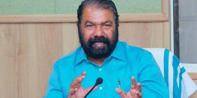 കായികമേളയില്‍-നിന്ന്-രണ്ട്-സ്‌കൂളുകളെ-വിലക്കിയത്-പിന്‍വലിക്കും,-തീരുമാനം-വിദ്യാര്‍ത്ഥികളുടെ-ഭാവിയെ-കരുതി