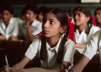 സ്‌കൂളുകളില്‍-കൗണ്‍സലിങ്ങിനുള്ള-സൗകര്യങ്ങള്‍-ഉറപ്പുവരുത്തണമെന്ന്-ബാലാവകാശ-കമ്മിഷന്‍