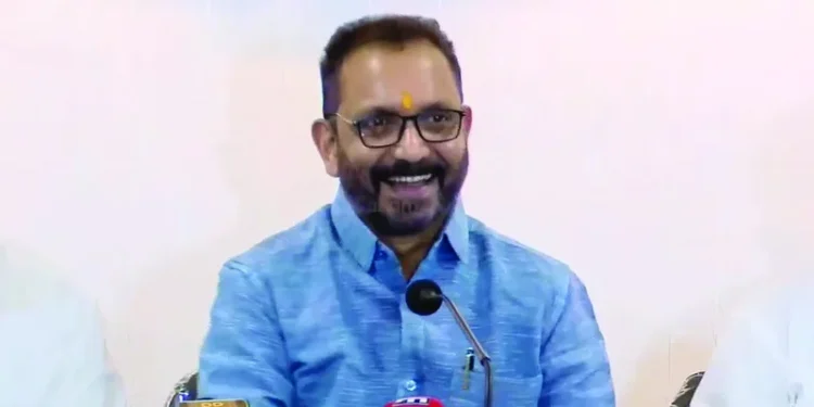 ബിജെപി-ജില്ലാ-പ്രസിഡൻ്റുമാരെ-പ്രഖ്യാപിച്ചു;-നാലിടത്ത്-വനിതകൾ,-സന്ദീപ്-വാര്യര്-പാല-വീണ-ചെകുത്താനെ-പോലെ-നടക്കുന്നു:-പരിഹസിച്ച്-കെ.സുരേന്ദ്രൻ