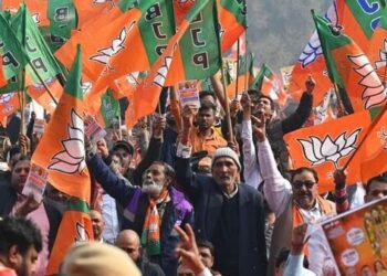 27 വർഷത്തിന് ശേഷം ഡൽഹിയിൽ ബിജെപി.തലസ്ഥാനത്ത് വിജയാഘോഷം തുടങ്ങി