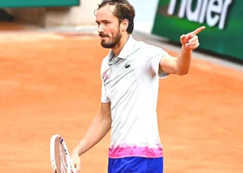 മെദ്വദേവ്-പുറത്ത്;-സ്വരേവിനും-ഗൗഫിനും-ജയം