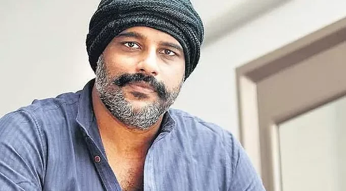എട്ടു-വർഷത്തെ-ഇടവേള-വീണ്ടും-ആ-സംവിധായകനൊപ്പം;-മുരളി-ഗോപി-സിനിമയുടെ-പേര്-പ്രഖ്യാപിച്ചു