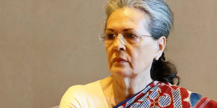 സോണിയ-ഗാന്ധിയെ-ആശുപത്രിയില്‍-പ്രവേശിപ്പിച്ചു