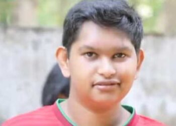 ബസിന്റെ-വാതിൽ-തുറന്നിട്ടു,-വളവുതിരിഞ്ഞപ്പോൾ-പുറത്തേക്ക്-തെറിച്ചുവീണ്-സ്പെഷ്യൽ-സ്കൂൾ-വിദ്യാർഥിക്കു-ദാരുണാന്ത്യം