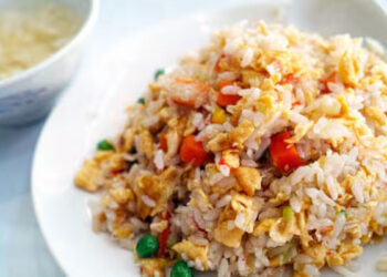 അടിമുടി-മാറുന്നു!-സംസ്ഥാനത്തെ-സ്കൂളുകളിലെ-ഉച്ച-ഭക്ഷണത്തിനുള്ള-മെനു-നി‍ർദേങ്ങൾ-പുറത്തിറക്കി-വിദ്യാഭ്യാസ-മന്ത്രി