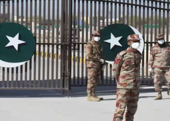 ഇറാനുമായുള്ള-എല്ലാ-അതിർത്തി-വഴികളും-അടച്ച്-പാകിസ്ഥാൻ;-ഇസ്രായേലിനെ-ആക്രമിക്കാമെന്ന്-ഉറപ്പ്-നൽകിയിട്ടില്ല,-പക്ഷേ-പൂർണപിന്തുണ