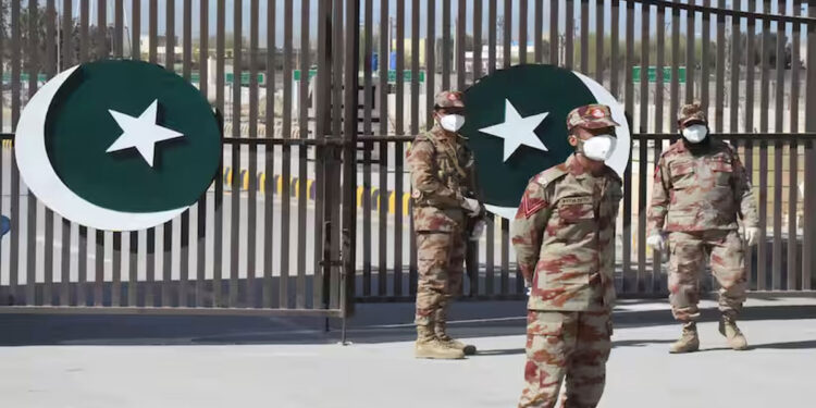 ഇറാനുമായുള്ള-എല്ലാ-അതിർത്തി-വഴികളും-അടച്ച്-പാകിസ്ഥാൻ;-ഇസ്രായേലിനെ-ആക്രമിക്കാമെന്ന്-ഉറപ്പ്-നൽകിയിട്ടില്ല,-പക്ഷേ-പൂർണപിന്തുണ