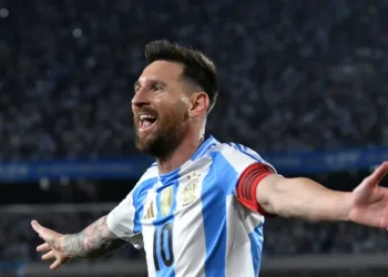 ഫുട്‌ബോള്‍-ഇതിഹാസം-ലയണല്‍-മെസ്സി-ഇന്ത്യയിലേക്ക്;-സന്ദർശനം-ഡിസംബറിൽ,-കേരളത്തിലേക്കില്ല,-മോദിയേയും-സച്ചിനെയും-കാണും