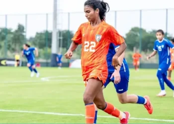 കാൽ-നൂറ്റാണ്ടിന്-ശേഷം-ഒരു-മലയാളി;-ഇന്ത്യൻ-വനിതാ-ഫുട്‍ബോളിൽ-ചരിത്രം-കുറിച്ച്-മാളവിക