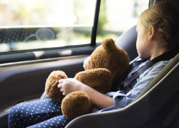 വാഹനങ്ങളിൽ-കുട്ടികളുടെ-സുരക്ഷ-ഉറപ്പാക്കണം;-നിർദേശങ്ങളുമായി-ദുബായ്-പൊലീസ്