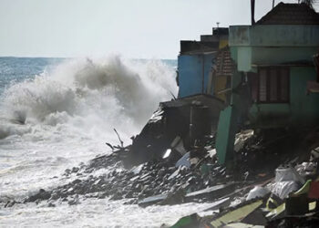 കേരള-തീരത്ത്-40-കിലോമീറ്റര്‍-വരെ-വേഗതയില്‍-കാറ്റ്-വീശാന്‍-സാധ്യത