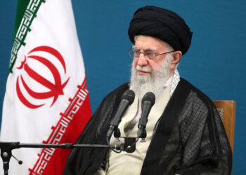 പിന്‍ഗാമികളുടെ-പട്ടിക-മുന്നോട്ട്-വച്ച്-ഖമേനി;-മകന്റെ-പേരില്ലെന്ന്-റിപ്പോര്‍ട്ട്