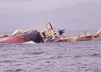 എംഎസ്‍സി-എൽസ-3ൽ-നിന്ന്-എണ്ണ-നീക്കം-അനിശ്ചിതത്വത്തിൽ;-സാൽവേജ്-കമ്പനിക്ക്-അന്ത്യശാസനം-നൽകി-സർക്കാർ