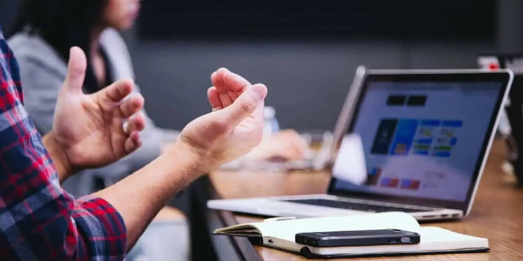 അജ്മാനിൽ-ജോലി-സമയം-കുറച്ചു;-വേനൽക്കാല-ജോലി-നയം-പ്രഖ്യാപിച്ചു