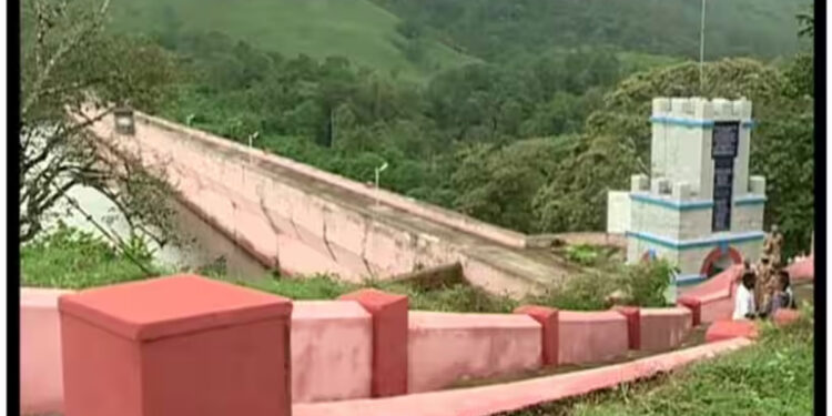 മുല്ലപ്പെരിയാർ-അണക്കെട്ടിൽ-ജലനിരപ്പ്-ഉയരുന്നു,-135.85-അടിയിലെത്തി