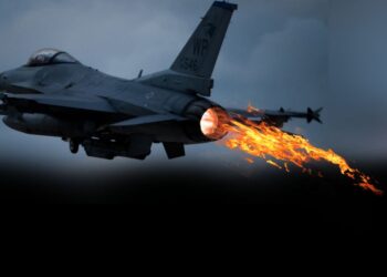 റഷ്യന്‍-ആക്രമണത്തില്‍-എഫ്-16-യുദ്ധവിമാനം-തകര്‍ന്ന്-പൈലറ്റ്-കൊല്ലപ്പെട്ടതായി-യുക്രെയ്ന്‍