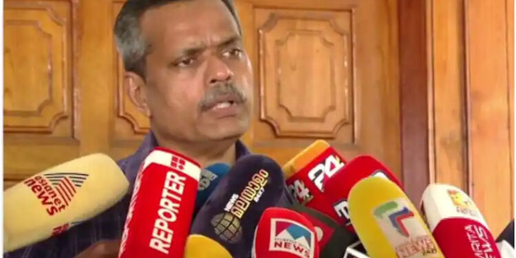 തിരുവനന്തപുരം-മെഡിക്കൽ-കോളേജിലെ-ചികിത്സാപ്രതിസന്ധി;-പരാതിയിൽ-ഉറച്ച്-ഡോക്ടർ-ഹാരിസ്,-പിന്തുണയ്ക്കാതെ-സൂപ്പര്‍-സ്പെഷ്യാലിറ്റി-മേധാവികള്‍