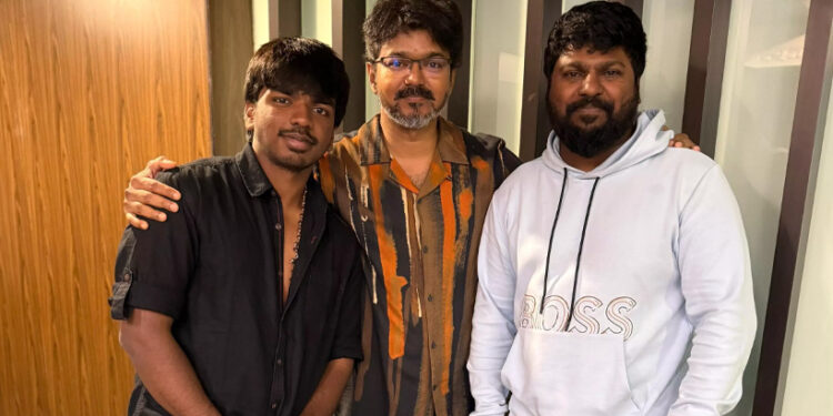 ദളപതി-വിജയിയെ-കണ്ട്-വിജയ്-സേതുപതിയുടെ-മകന്‍;-ഒപ്പം-സിനിമയ്ക്ക്-അഭിനന്ദവും