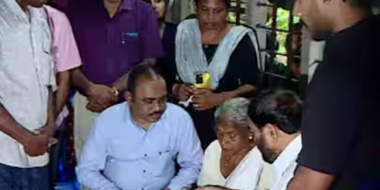 ബിന്ദുവിൻ്റെ-കുടുംബത്തിൻ്റെ-നാല്-ആവശ്യവും-അംഗീകരിച്ച്-സർക്കാർ;-അടിയന്തിര-സഹായം-നൽകി;-മകൾക്ക്-ചികിത്സയും-മകന്-ജോലിയും-ഉറപ്പ്