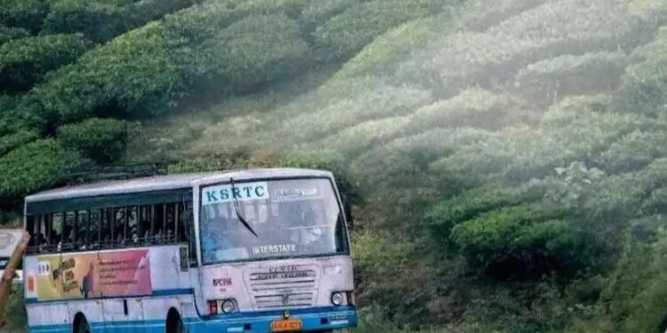 ആ​ന​വ​ണ്ടി​യി​ൽ-ഉ​ല്ലാ​സ-യാ​ത്ര-പോ​കാം….