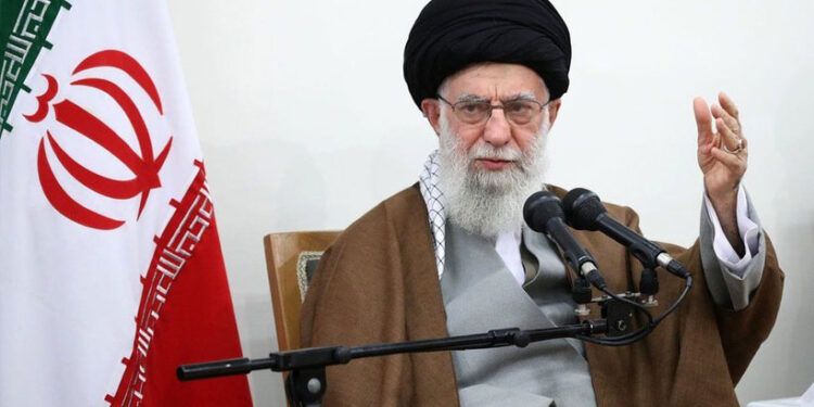 ഇസ്രയേലുമായുള്ള-സംഘര്‍ഷത്തിന്-ശേഷം-ആദ്യമായി-പൊതുവേദിയില്‍-പ്രത്യക്ഷപ്പെട്ട്-ഇറാന്റെ-പരമോന്നത-നേതാവ്