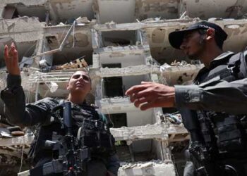 ഒരു-ഘട്ടത്തിൽ-ഇസ്രയേലിന്-പ്രതിരോധ-മിസൈലുകളുടെ-ക്ഷാമം-നേരിട്ടു!!-ബാലിസ്റ്റിക്-മിസൈലുകൾ-5-ഇസ്രയേലി-സൈനിക-താവളങ്ങളിൽ-പ്രഹരമേൽപിച്ചു,-ഇസ്രയേൽ-യുഎസ്-വ്യോമ-പ്രതിരോധ-സംവിധാനങ്ങളുടെ-കണ്ണുവെട്ടിച്ച്-36-മിസൈലുകൾ-ഇസ്രയേലിനുള്ളിൽ-പതിച്ചതായും-റിപ്പോർട്ട്