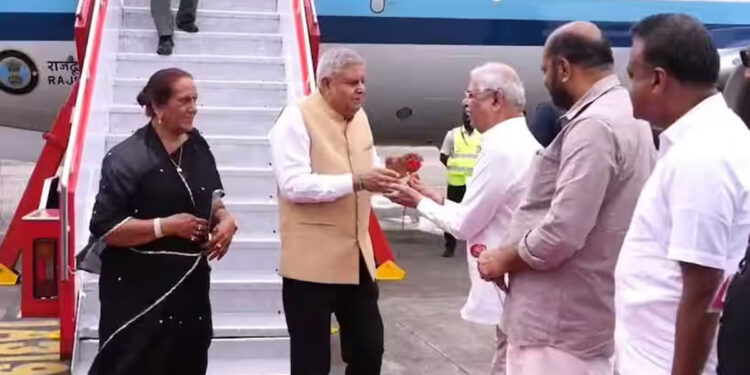 ഉപരാഷ്ട്രപതി-ഇന്ന്-ഗുരുവായൂരിൽ;-വിവാഹത്തിനും-ചോറൂണിനും-ക്ഷേത്ര-ദർശനത്തിനും-രാവിലെ-8-മുതൽ-10-വരെ-നിയന്ത്രണം