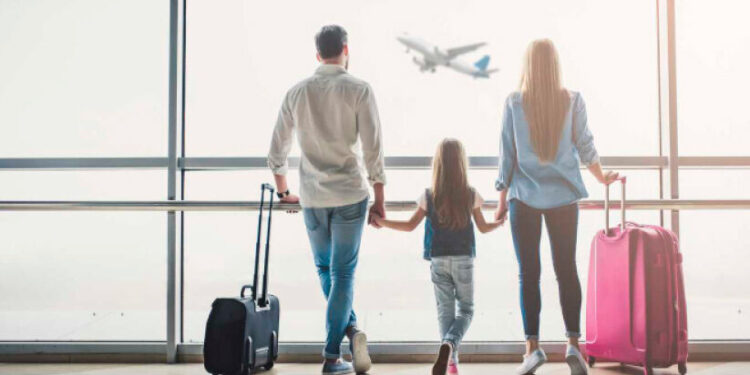 അ​വ​ധി​ക്കാ​ല​മാ​ണ്,-സു​ഖ​ക​ര​മാ​യ-വി​മാ​ന​യാ​ത്ര​ക്ക്-പ്ര​വാ​സി​ക​ൾ-ഇ​ക്കാ​ര്യ​ങ്ങ​ൾ-ശ്ര​ദ്ധി​ക്കു​ക