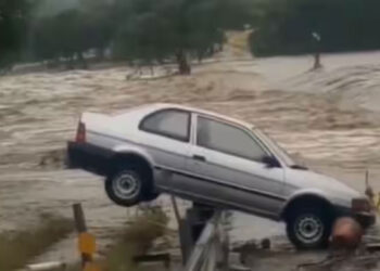 ടെക്സാസിൽ-പ്രളയത്തിൽ-മരണം-109-ആയി,-160-ലേറെ-പേരെ-കാണാനില്ല;-മണിക്കൂറകൾക്കുള്ളിൽ-പെയ്തത്-ഒരു-മാസം-ലഭിക്കുന്ന-മഴ-!