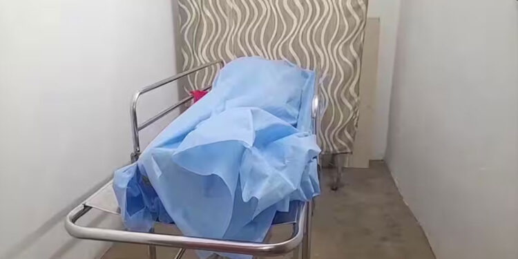 മലപ്പുറം-കോട്ടക്കലിൽ-നിപ-സമ്പർക്ക-പട്ടികയിലുള്ള-യുവതി-മരിച്ചു;-മൃതദേഹം-സംസ്ക്കരിക്കാനുള്ള-ശ്രമം-തടഞ്ഞ്-ആരോഗ്യ-വകുപ്പ്