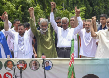 ‘സംഘടിച്ച്-പ്രവര്‍ത്തിക്കാനുള്ള-സമയമാണ്’;-എംഎ.-ബേബി