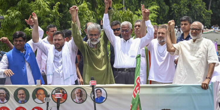 ‘സംഘടിച്ച്-പ്രവര്ത്തിക്കാനുള്ള-സമയമാണ്’;-എംഎ.-ബേബി