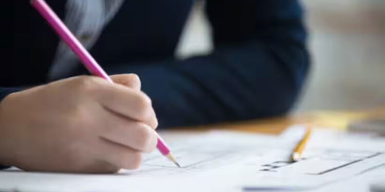 കീം-ഫലം-റദ്ദാക്കൽ:-സംസ്ഥാനം-നൽകിയ-അപ്പീൽ-ഇന്ന്-ഹൈക്കോടതിയിൽ;-പ്രവേശനം-നടത്താൻ-അനുവദിക്കണമെന്ന്-ആവശ്യം