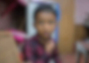 ചായക്കടയിലിരുന്ന-കുഞ്ഞിൻ്റെ-കഴുത്തിലും-മുഖത്തും-മുറിവ്;-അമ്മയും-അമ്മൂമ്മയും-ഉപദ്രവിച്ചെന്ന്-മൊഴി,-കേസെടുത്ത്-പൊലീസ്