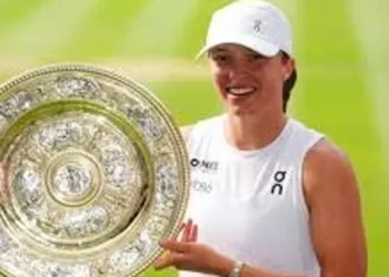 ആദ്യ-വിംബിള്‍ഡണ്‍-കിരീടം-സ്വന്തമാക്കി-ഇഗ