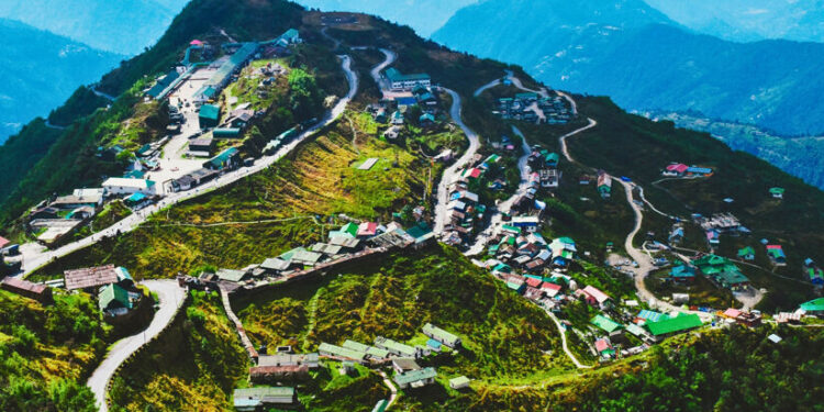 ‘ഇനി-വരുമ്പോൾ-സമയമെടുത്ത്-യാത്രയും-
സംസ്കാരവും-ആസ്വദിക്കൂ…’;
സഞ്ചാരികൾക്കിടയിൽ-‘സ്​ലോ-ടൂറിസം’-പ്രോത്സാഹിപ്പിച്ച്-സിക്കിം