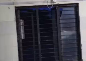 മഞ്ചേരി-​ഗവൺമെന്റ്-മെഡിക്കൽ-കോളേജ്-കെട്ടിടത്തിന്റെ-ജനൽ-അടർന്നുവീണു;-2-പേർക്ക്-പരിക്ക്