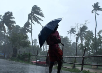 രാത്രി-3-മണിക്കൂർ-ശ്രദ്ധിക്കുക;-7-ജില്ലകളിൽ-അതിശക്ത-മഴക്ക്-സാധ്യത