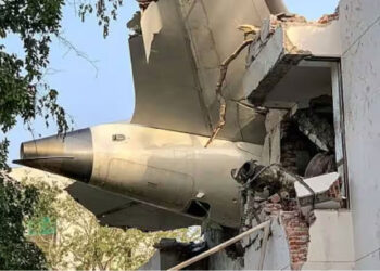 അഹമ്മദാബാദ്-വിമാന-ദുരന്തം:-കൈമാറിയ-ശവപ്പെട്ടിക്കുള്ളിൽ-വ്യത്യസ്ത-മൃതദേഹഭാഗങ്ങൾ,-ബ്രിട്ടീഷ്-പൗരന്മാരുടെ-മൃതദേഹങ്ങൾ-മാറിയെന്ന്-പരാതി