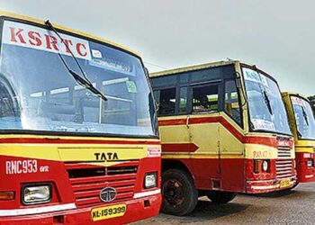 അടിച്ചു-പാമ്പായി-ബസിൽ-കയറിയ-യുവതി-കെഎസ്ആർടിസിക്കു-കൊടുത്തത്-എട്ടിന്റെ-പണി,-ട്രിപ്പ്-മുടങ്ങി