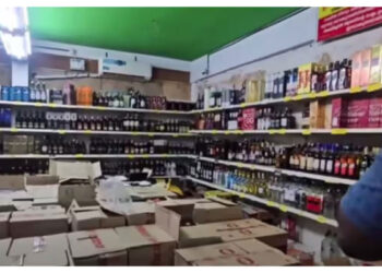 ചാലക്കുടി-ബിവറേജസിലെ-മോഷണം:-കവർന്നത്-41270-രൂപയുടെ-മദ്യം,-4-സിസിടിവി-ക്യാമറകളും-നശിപ്പിച്ചു