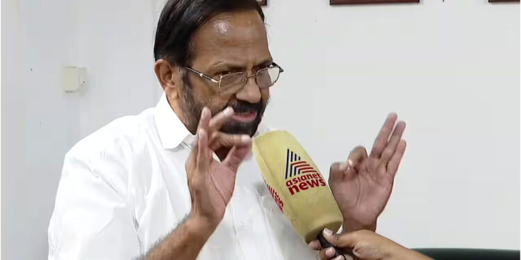 പാലോട്-രവിയുടെ-വിവാദ-ഫോൺ-സംഭാഷണം-പുറത്തുവന്ന-സംഭവം:-കോൺഗ്രസിന്-കടുത്ത-അതൃപ്തി,-വിശദാംശം-തേടാൻ-കെപിസിസി