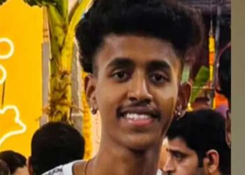 നിരത്തിൽ-ഒരു-ജീവൻകൂടി-പൊലിഞ്ഞു!!-സ്വകാര്യ-ബസുകളുടെ-മത്സരയോട്ടത്തിനിടെ-ബൈക്കിനു-പിന്നിലിടിച്ച്-വിദ്യാർഥിക്കാ-ദാരുണാന്ത്യം,-ഓടി-രക്ഷപെടാൻ-ശ്രമിച്ച-ഡ്രൈവർ-പോലീസ്-കസ്റ്റഡിയിൽ