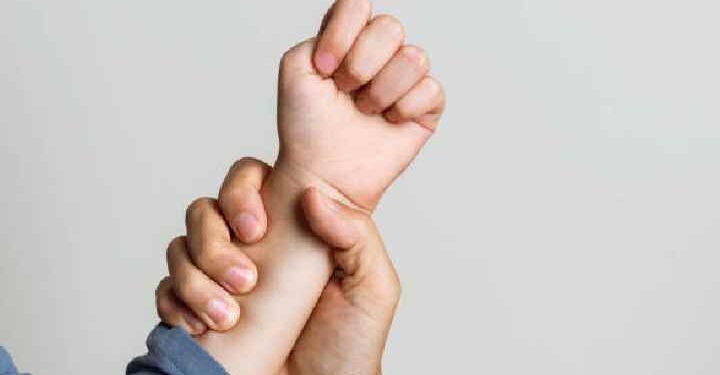 കാസർകോട്ട്-പത്താം-ക്ലാസ്-വിദ്യാർഥിനി-വീട്ടിൽ-പ്രസവിച്ച-സംഭവം:-48കാരനായ-പിതാവ്-അറസ്റ്റിൽ